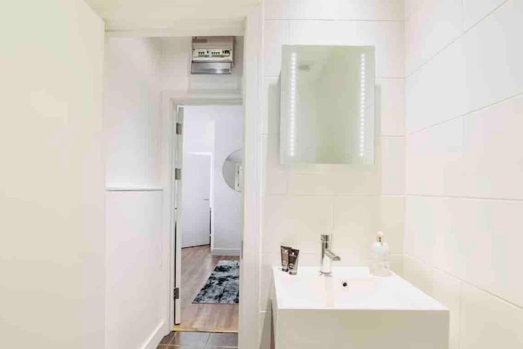 Canary Wharf Luxury London
